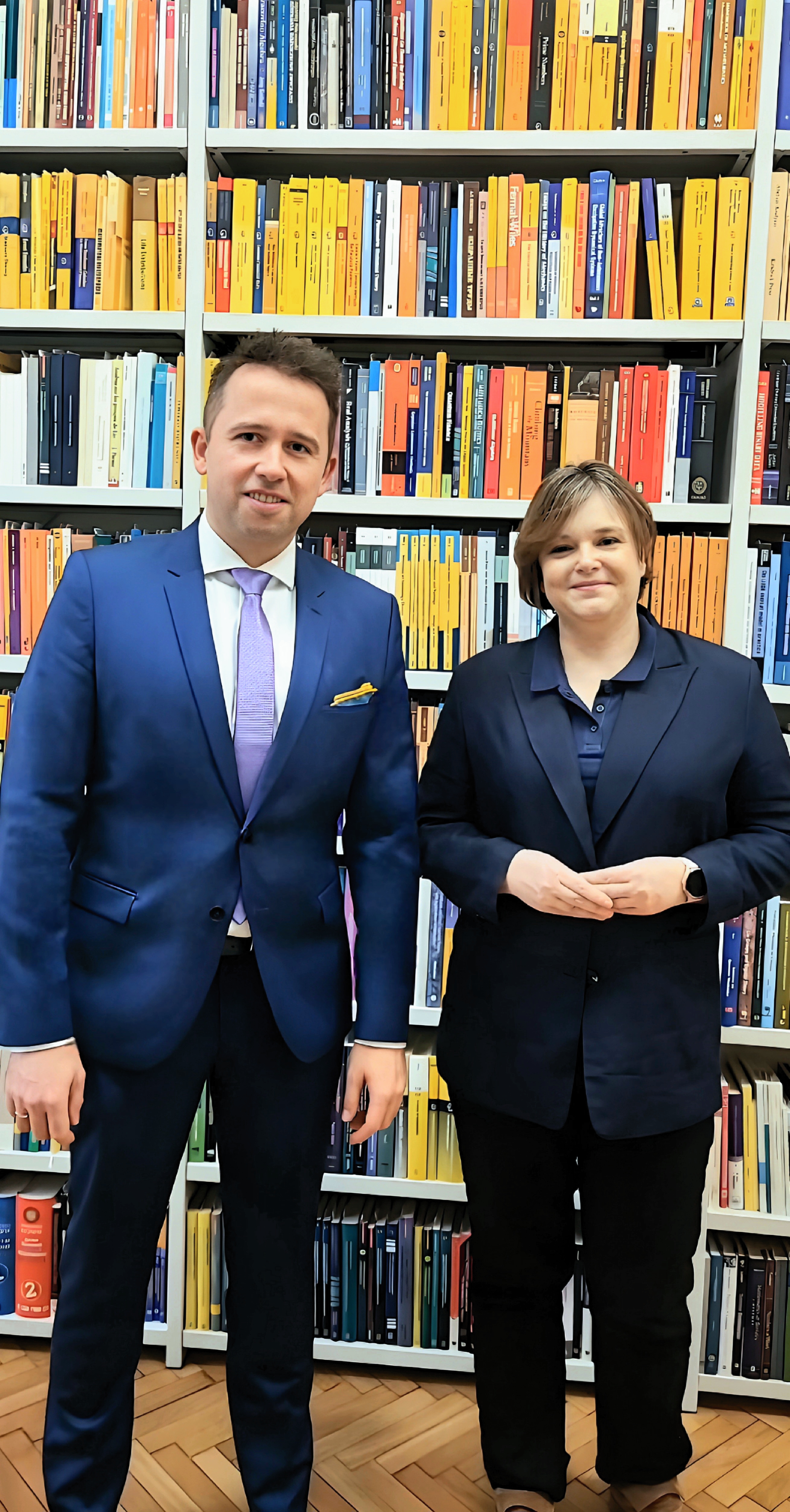 Visit of Minister Karolina Zioło-Pużuk regarding the additional funding for the Simons Semesters